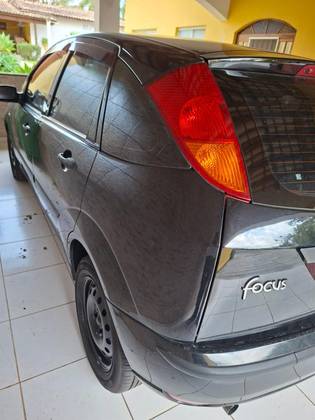 FORD FOCUS 1.6 GL 8V FLEX 4P MANUAL
